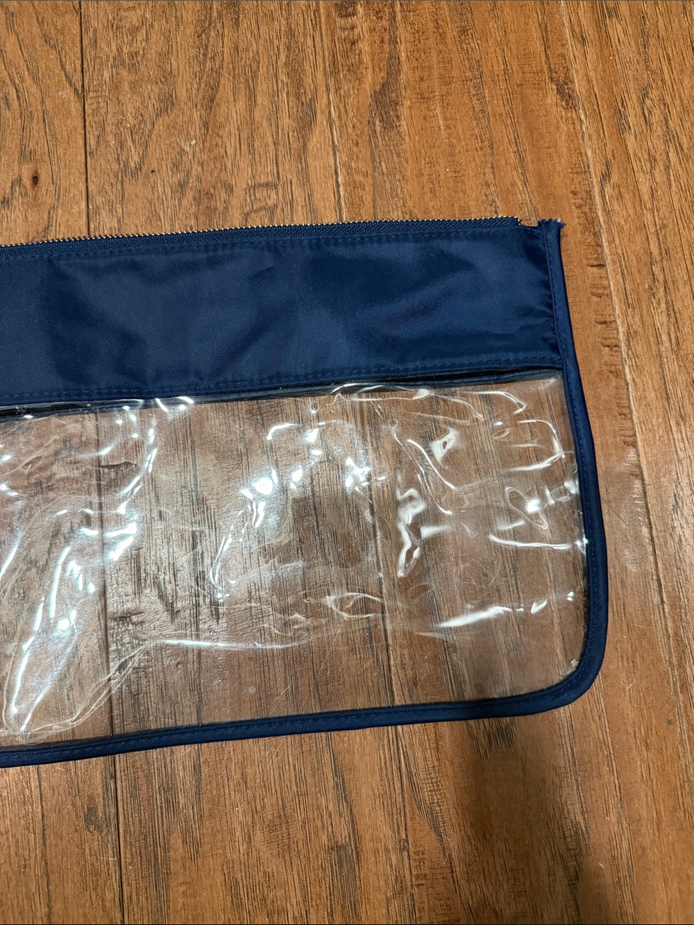 Oh My Mahjong! Clear Zippered Carry Case - Navy with White Pearl Lettering - Picture 5 of 5
